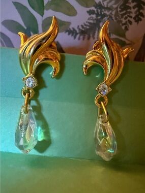 Vintage Avon Gold-Tone Dangle Earrings with Clear Drops (AB)